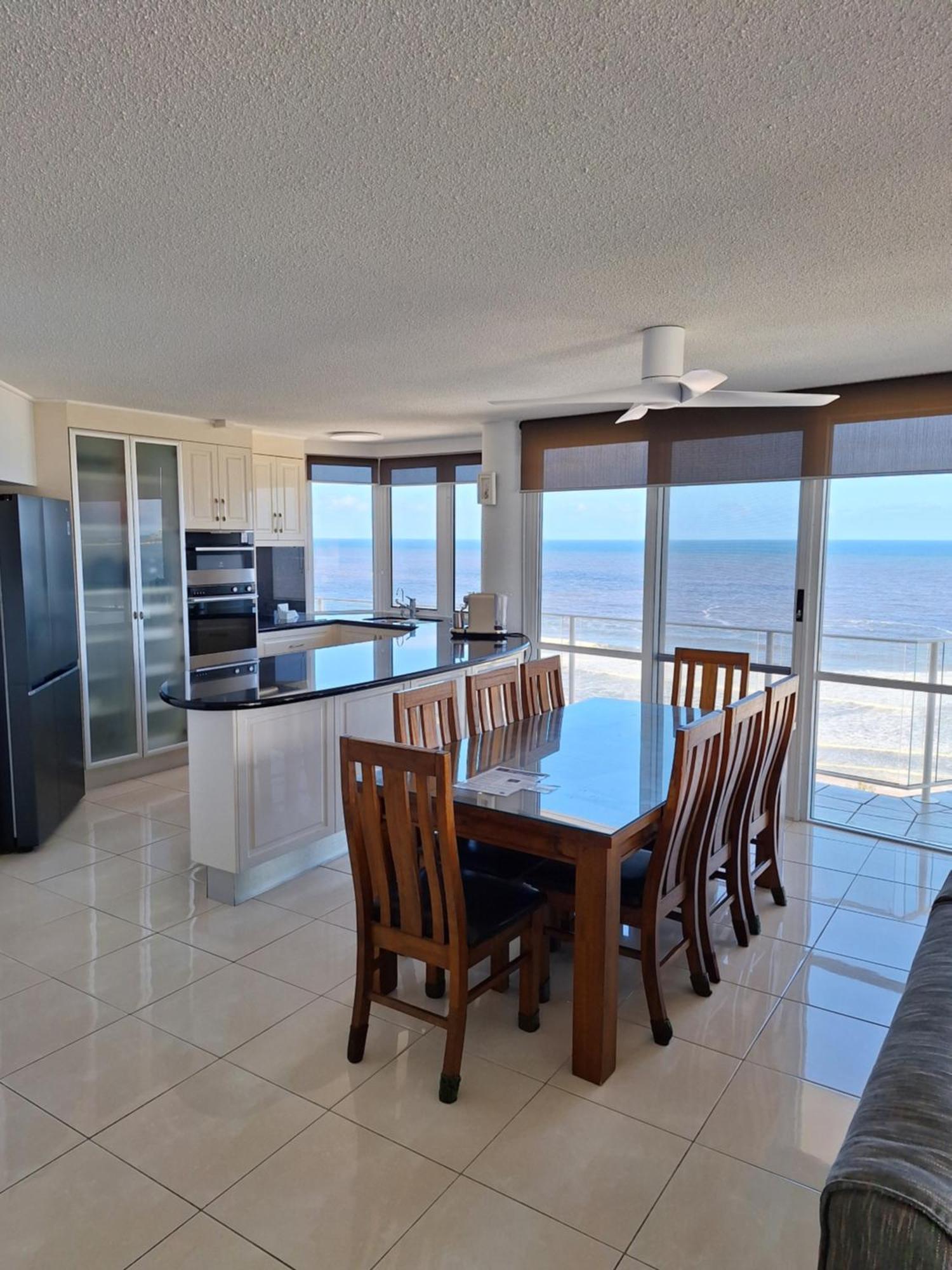 Catalina Resort Maroochydore Exterior photo